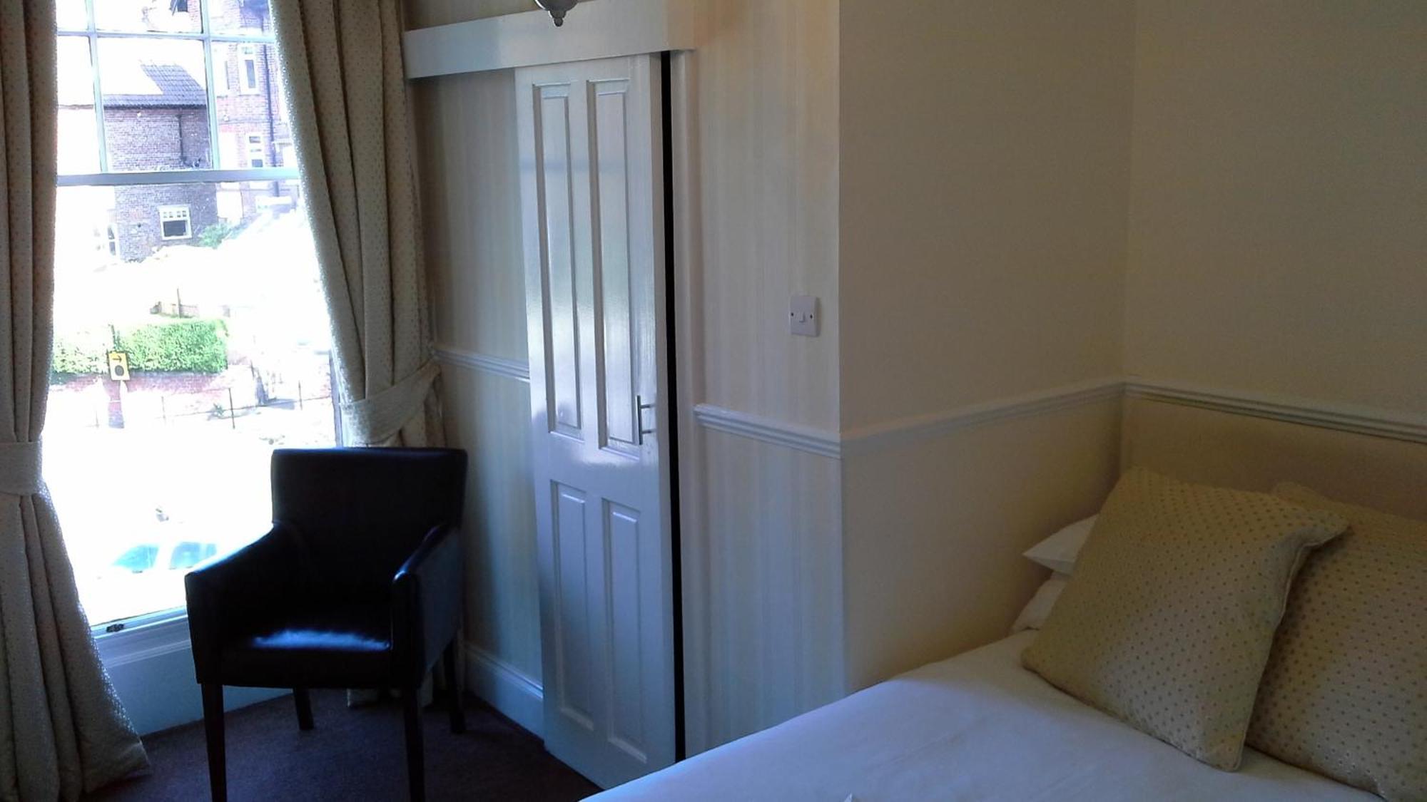 Arundel House Bed & Breakfast
